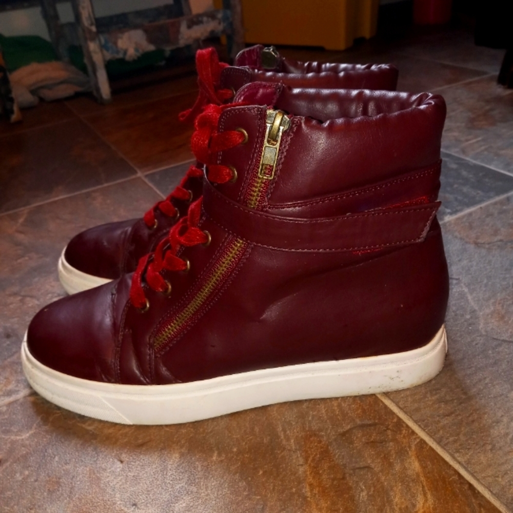 Just Fab women's hightop sneakers